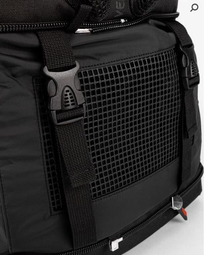 Backpack Venum Challenger Xtreme Evo (Negro / Rojo) (Disponible por Encargo)