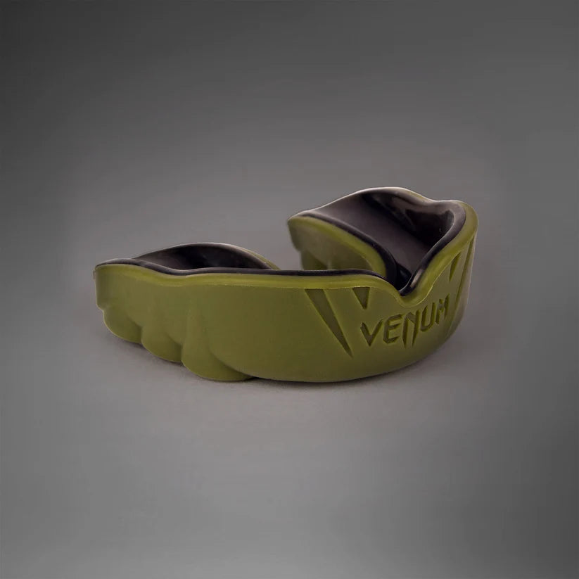 Bucal Venum Challenger (Caqui / Negro) (Disponible en Costa Rica)