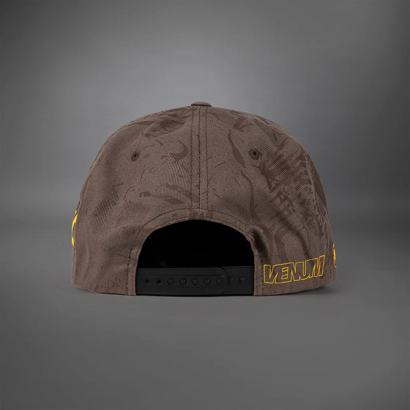 Gorra Venum UFC Fusion Authentic Fight Week (Café / Amarillo) (Disponible en Costa Rica)