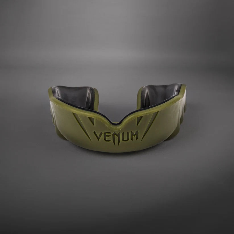 Bucal Venum Challenger (Caqui / Negro) (Disponible en Costa Rica)