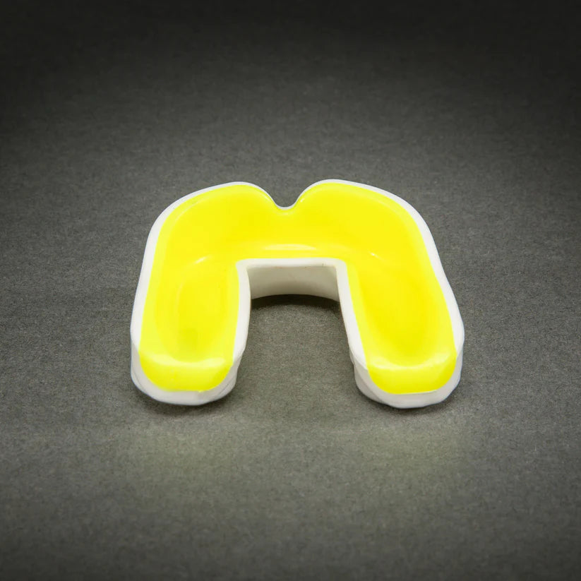 Bucal Venum Challenger (Blanco / Amarillo) (Disponible en Costa Rica)