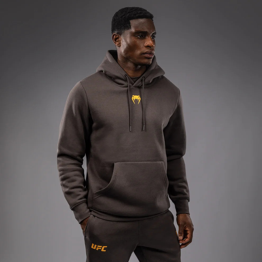 Sudadera para Hombre Venum UFC Fusion Fight Week (Dark Brown) (Disponible en Costa Rica)