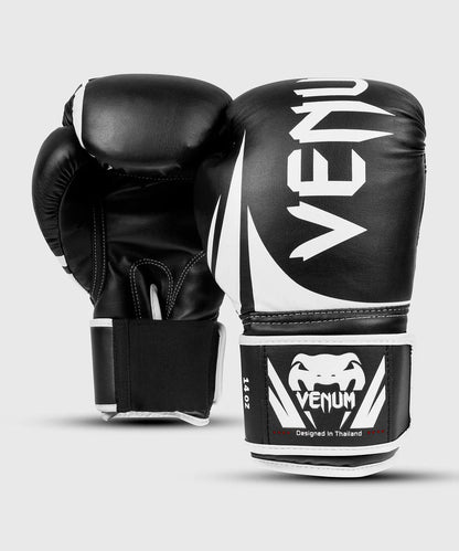 Guantes de Box Venum Challenger 2.0 (Negro / Blanco) (Disponible en Costa Rica)