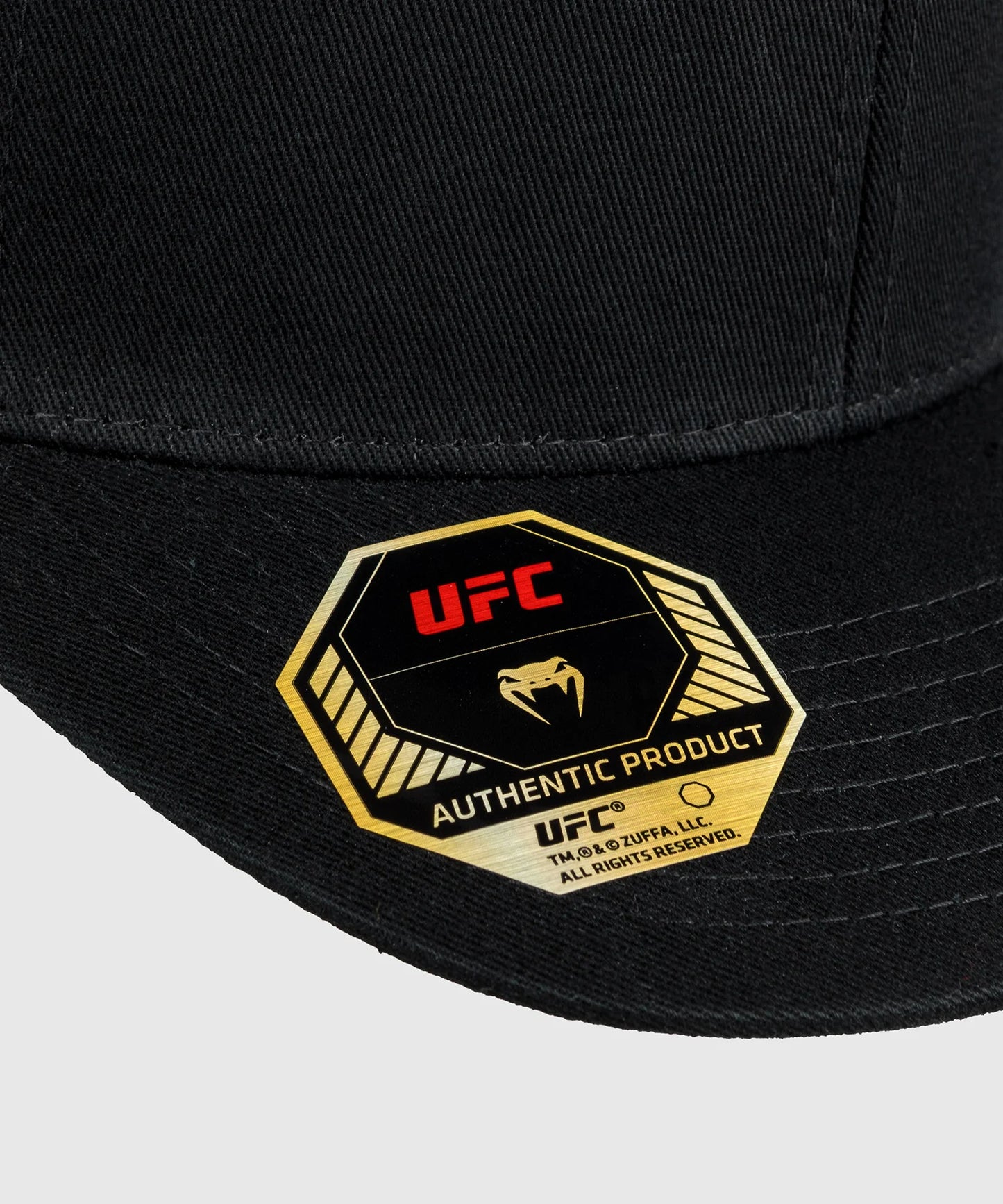 Gorra Venum UFC Adrenaline (Negro / Rojo) (Disponible por Encargo)