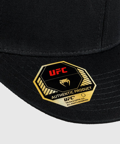 Gorra Venum UFC Adrenaline (Negro / Rojo) (Disponible por Encargo)