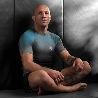 Rashguard Manga Corta para Hombre Hayabusa Fusion (Gris / Celeste) (Disponible por Encargo)