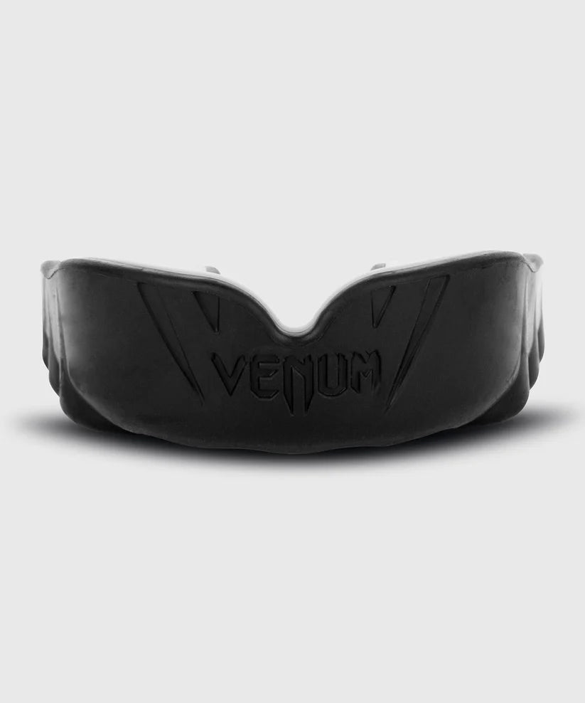 Bucal Venum Challenger (Negro / Blanco) (Disponible en Costa Rica)