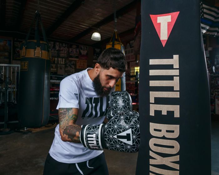 Guantes de Box Title Spark (Disponible por Encargo)